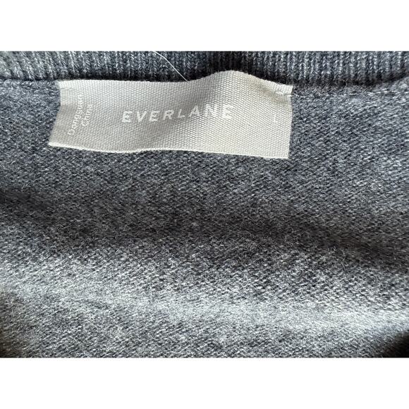 Everlane Crew Neck 100% Cashmere Sweater in Gray Size Large - Picture 4 of 5